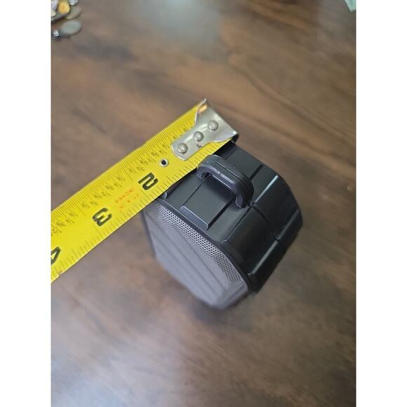 Polaroud model# PBT524 Wireless Portable Bluetooth Speaker Black - Picture 15 of 16